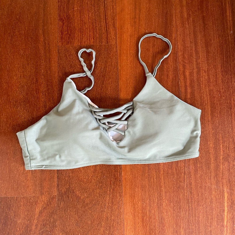 Bikini top